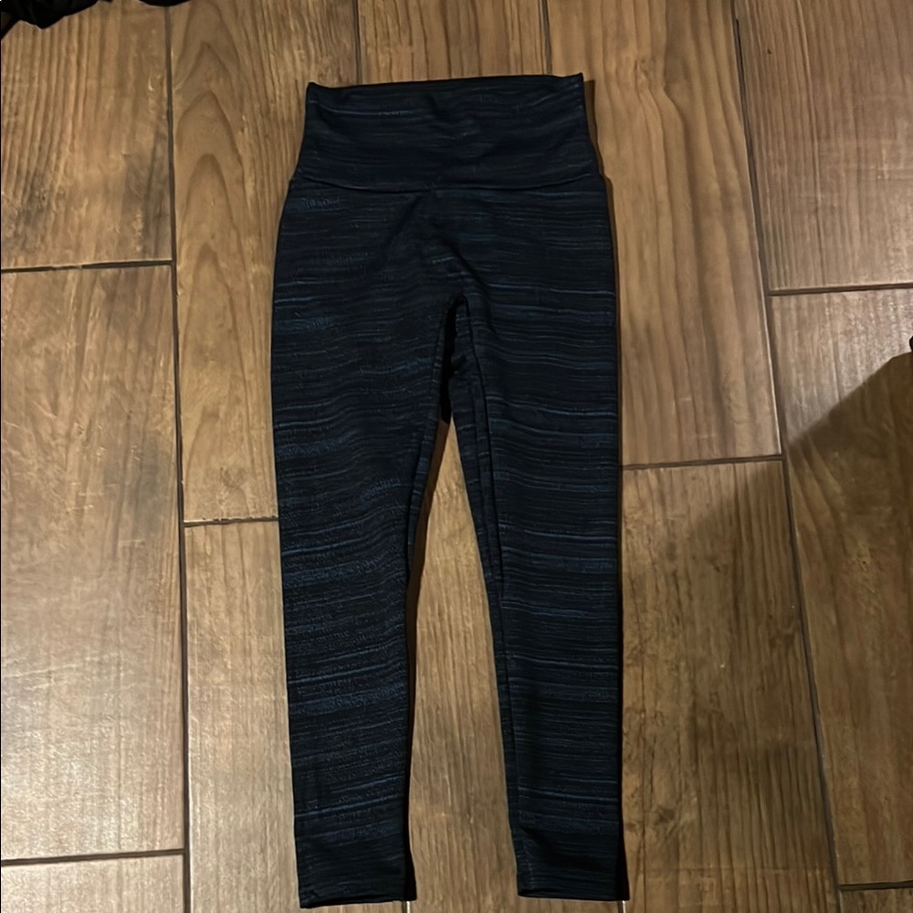 ECHT Blue and black stripped Leggings with scrunched butt